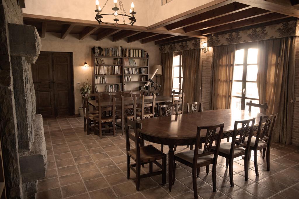 Вилла La Casona Del Tormes Альменара-де-Тормес Экстерьер фото